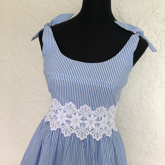 Lilly Pulitzer Tessa Dress Coastal Seersucker Blue - Picture 3 of 9